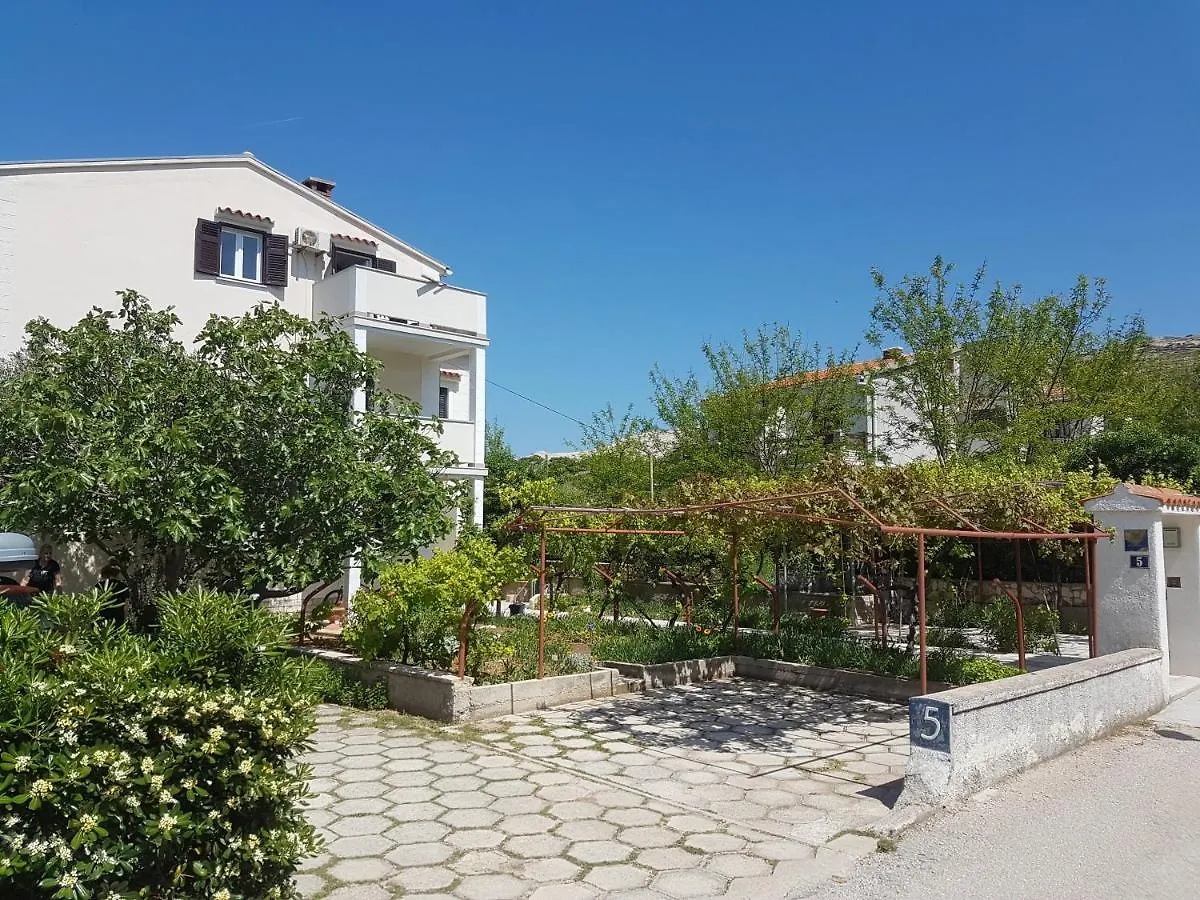 Apartments Tatjana 파그